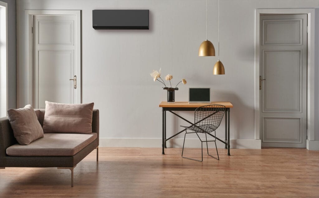 Toshiba Polar Black ilmalämpöpumppu