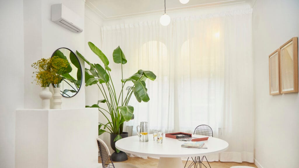 Ilmalämpöpumppu asennettuna kotiin